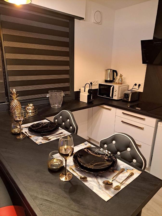 L'Aurore Suite De Charme, Clim Jacuzzi, Sauna, Piscine Chauffee Cuisine... Carpentras Exterior foto