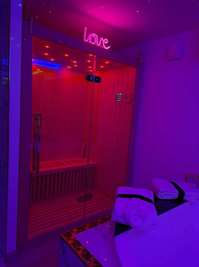 L'Aurore Suite De Charme, Clim Jacuzzi, Sauna, Piscine Chauffee Cuisine... Carpentras Exterior foto