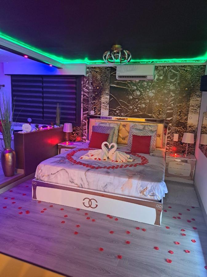 L'Aurore Suite De Charme, Clim Jacuzzi, Sauna, Piscine Chauffee Cuisine... Carpentras Exterior foto